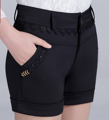 Model nou de pantaloni scurti de dama negru cu talie inalta