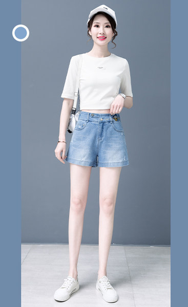 Tikitud aplikatsiooniga naiste teksapüksid