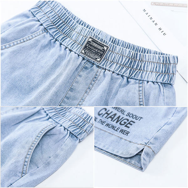 Κοντό τζιν με ελαστική μέση και επιγραφές