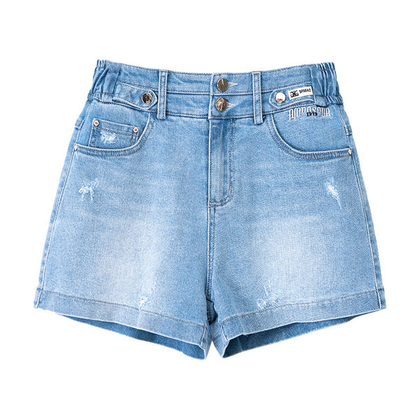 Novi model kratkih traperica na gumbe