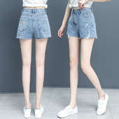 Rebenenud motiividega naiste teksapükste uus mudel