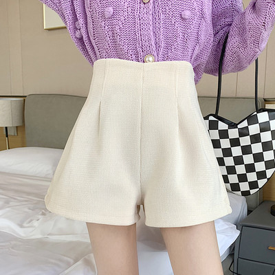 Γυναικεία σορτς - διαφορετικά μοντέλα