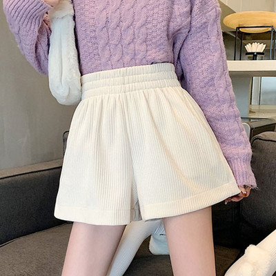 Γυναικεία σορτς - διαφορετικά μοντέλα