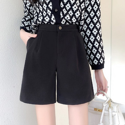 Γυναικεία σορτς - διαφορετικά μοντέλα