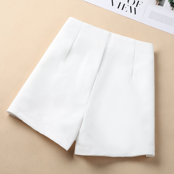 Naiste lühikesed püksid kõrge vöökohaga tavaline mudel