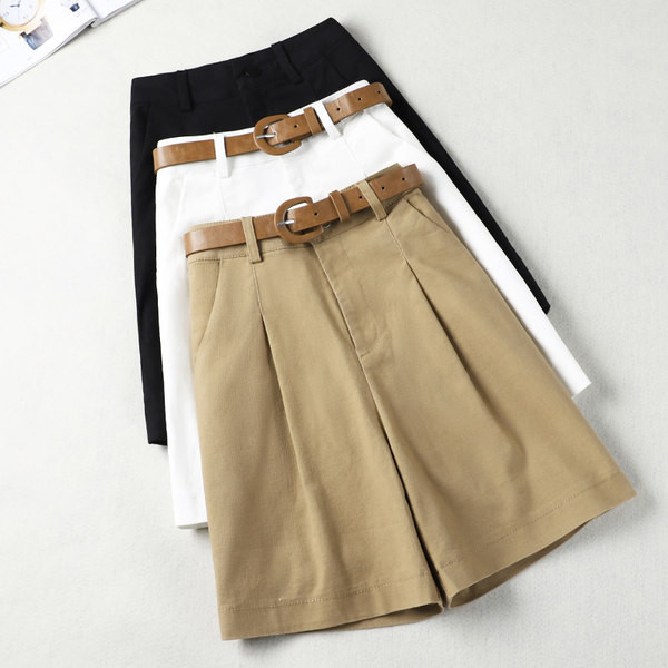 Μοντέρνο φαρδύ παντελόνι με ζώνη