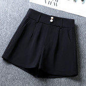 Γυναικείο σορτς άνοιξη-καλοκαίρι σε μαύρο χρώμα