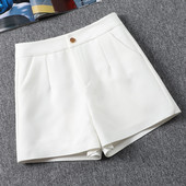 Ежедневни къси панталони изчистен модел