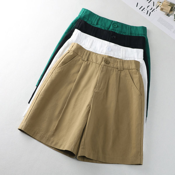 Naiste vabaaja lühikesed püksid - nelja värvi