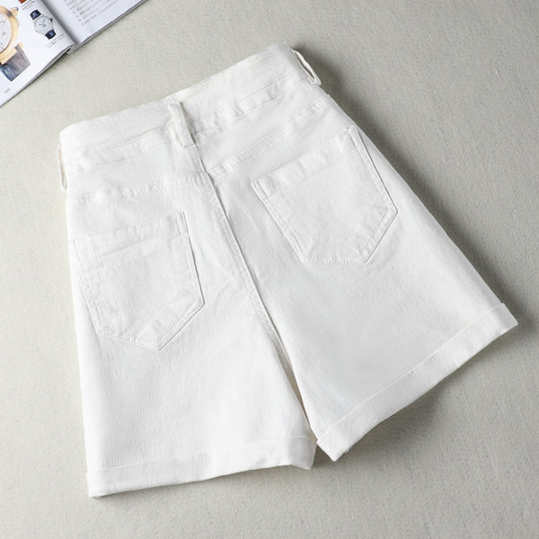 Νέο μοντέλο γυναικείου σορτς κατάλληλο για το καλοκαίρι