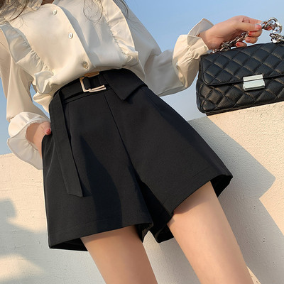 Φαρδύ μοντέρνο παντελόνι με ζώνη