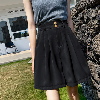 Καλοκαιρινό φαρδύ σορτς με ψηλή μέση για γυναίκες