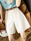 Naiste vabaaja laiad taskutega püksid