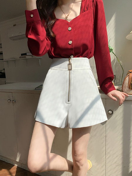 Uus mudel naiste lühikesed püksid lukuga valget ja musta värvi