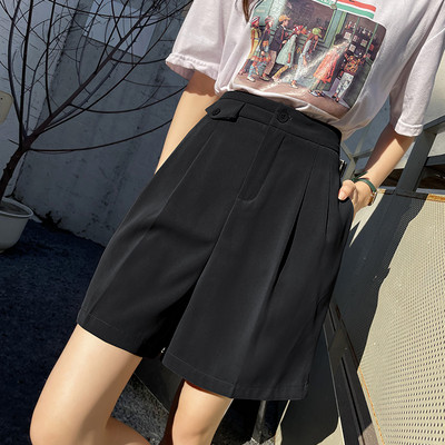 Laiad kõrge vöökoha ja taskutega naiste lühikesed püksid