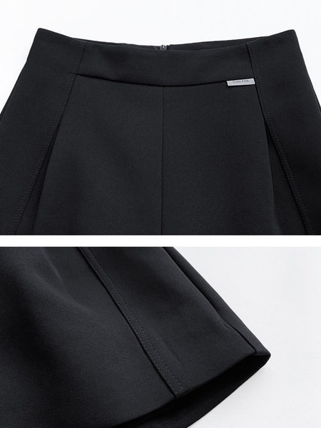 Moodsad kõrge vöökohaga püksid