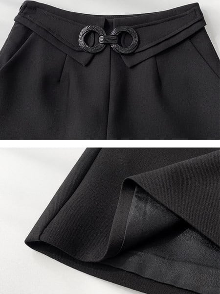 Γυναικείο σορτς με ζώνη σε λευκό και μαύρο χρώμα