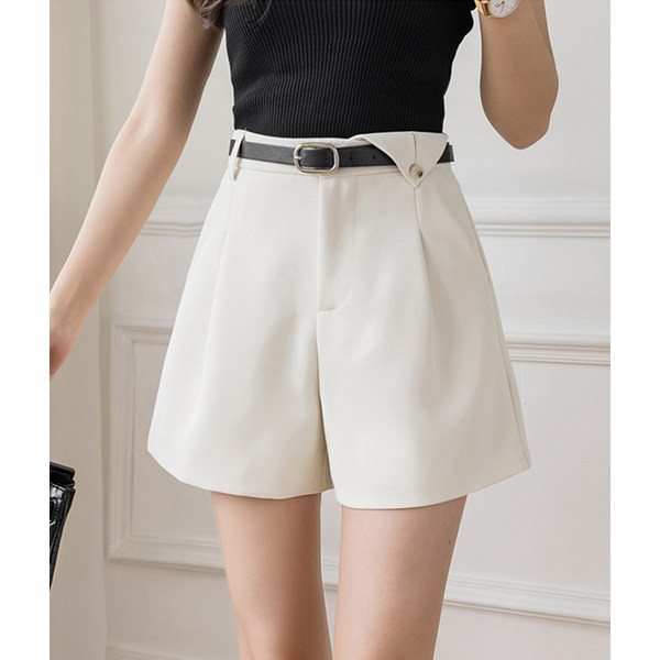 Ženske hlače s remenom i džepovima u dvije boje