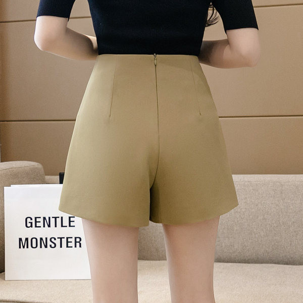 Moodsad naiste lühikesed püksid – kõrge vöökohaga