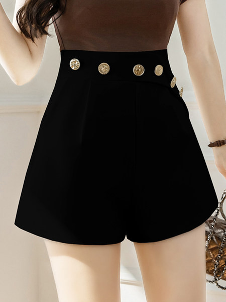 Γυναικείο σορτς με ασύμμετρο κούμπωμα