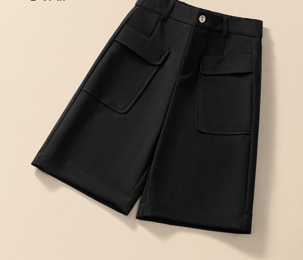 Σορτς με τσέπες