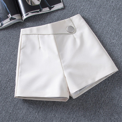 Uue mudeli nööbiga lühikesed püksid