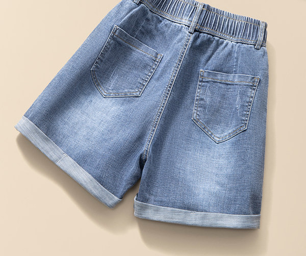 Κοντό τζιν με ελαστική μέση και κέντημα