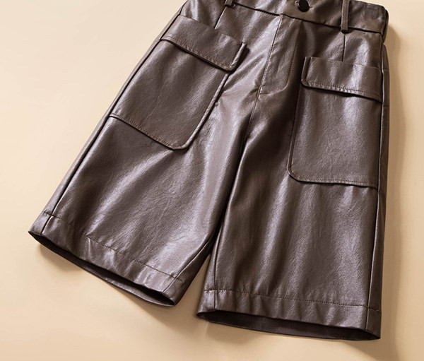 Ženske 3/4 hlače od eko kože sa džepovima