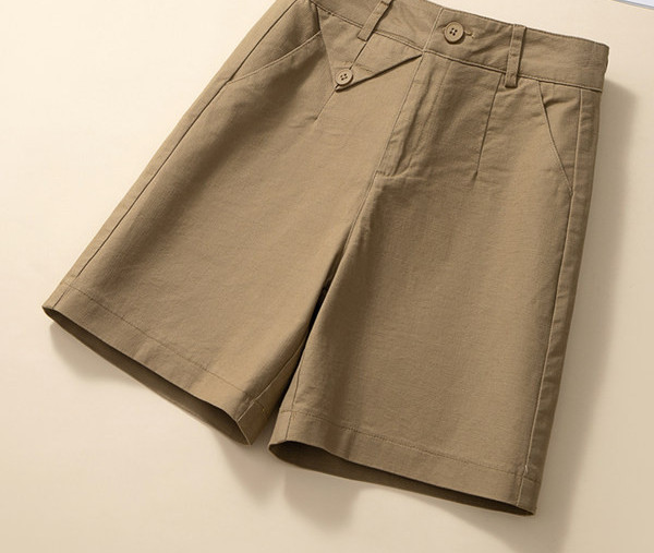 Γυναικείο σορτς με ψηλή μέση και τσέπες