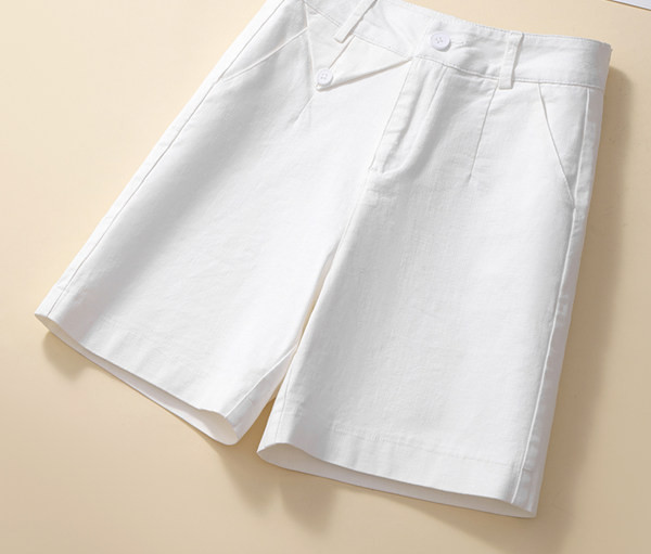 Γυναικείο σορτς με ψηλή μέση και τσέπες