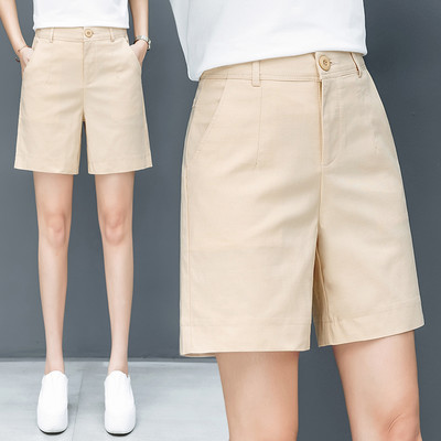 Μοντέρνο σορτς με κουμπί