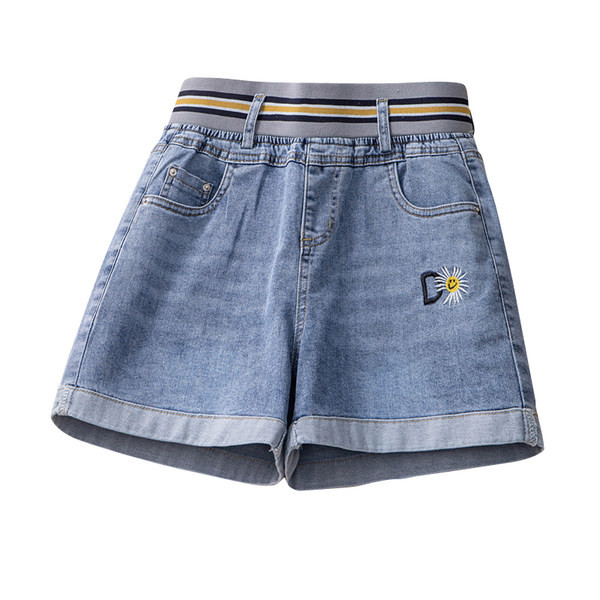 Κοντό τζιν με ελαστική μέση και κέντημα