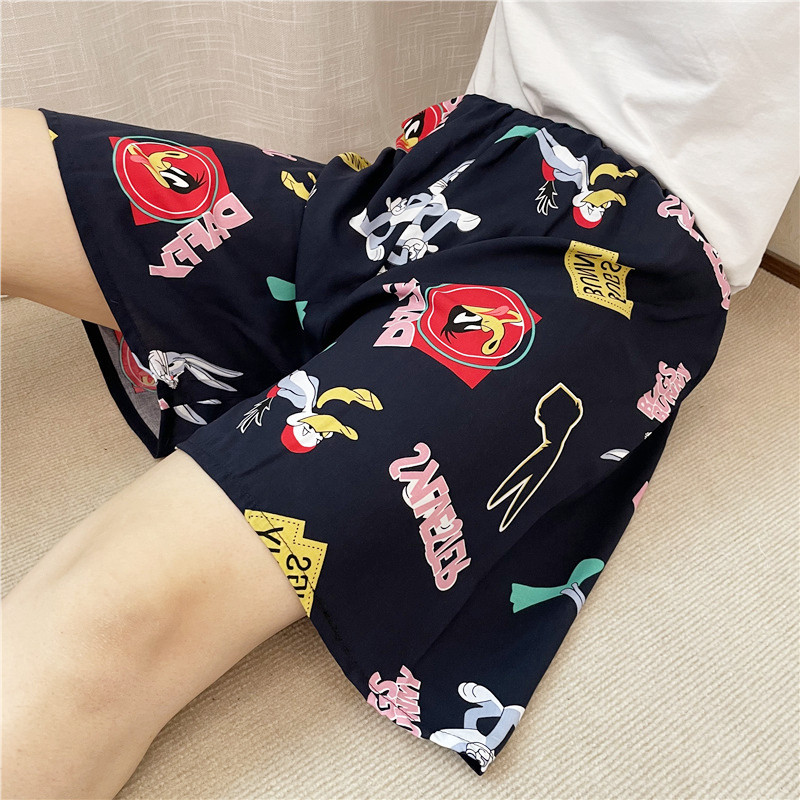 Naiste suvised aplikatsiooniga lühikesed püksid