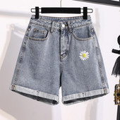 Moderne kratke traperice s vezom i džepovima