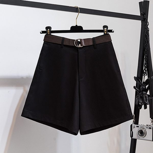 Casual σορτς με ζώνη - μεγάλα μεγέθη