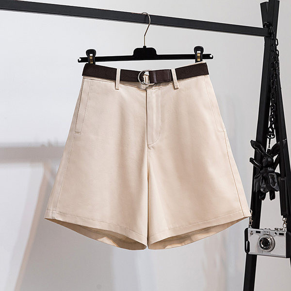 Casual σορτς με ζώνη - μεγάλα μεγέθη