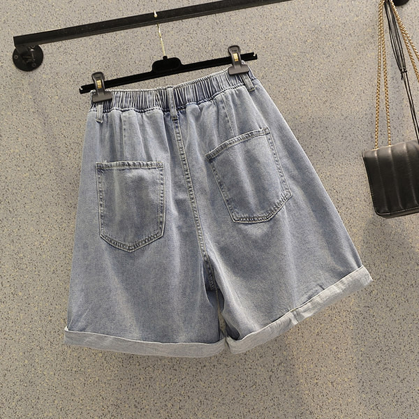 Kõrge vöökohaga teksad ja taskud naistele