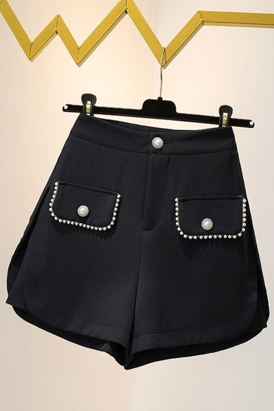 Къси дамски панталони с декорация перли