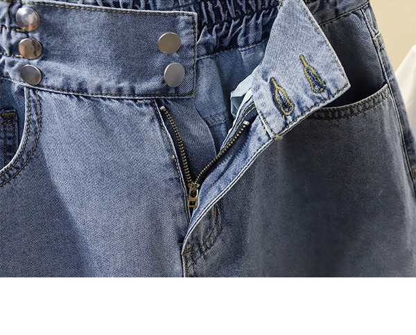 Casual γυναικείο σορτς με σκισμένα στοιχεία