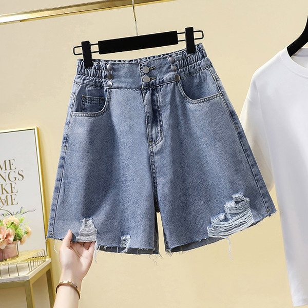 Casual γυναικείο σορτς με σκισμένα στοιχεία