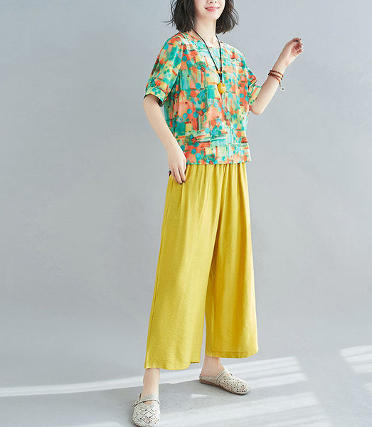 Casual γυναικείο σετ μπλουζάκι και φαρδύ παντελόνι