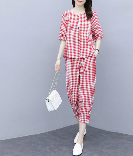 Dnevni ženski karirani set iz dva dijela