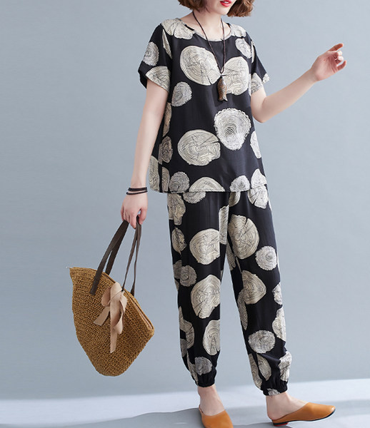 Καθημερινό γυναικείο σετ  - δωρεάν μοντέλο