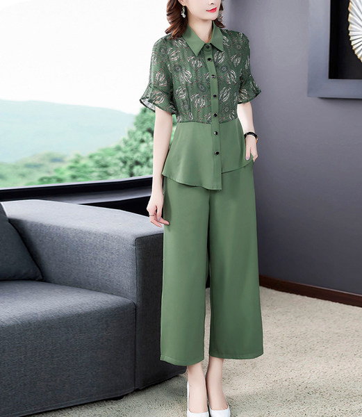 Moodne naiste komplekt - särk ja püksid