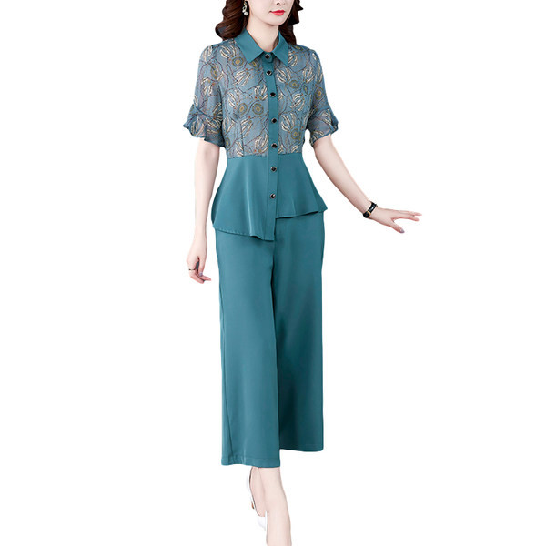 Moodne naiste komplekt - särk ja püksid