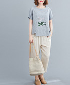 Γυναικείο σετ με κεντημένα λουλούδια