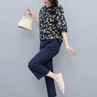 Moodne naiste komplekt - püksid ja särk