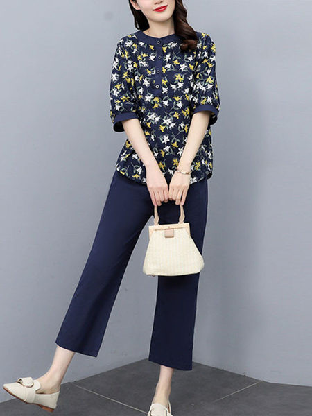 Moodne naiste komplekt - püksid ja särk