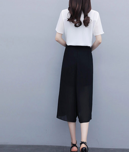 Praegune naiste komplekt - seelik ja särk