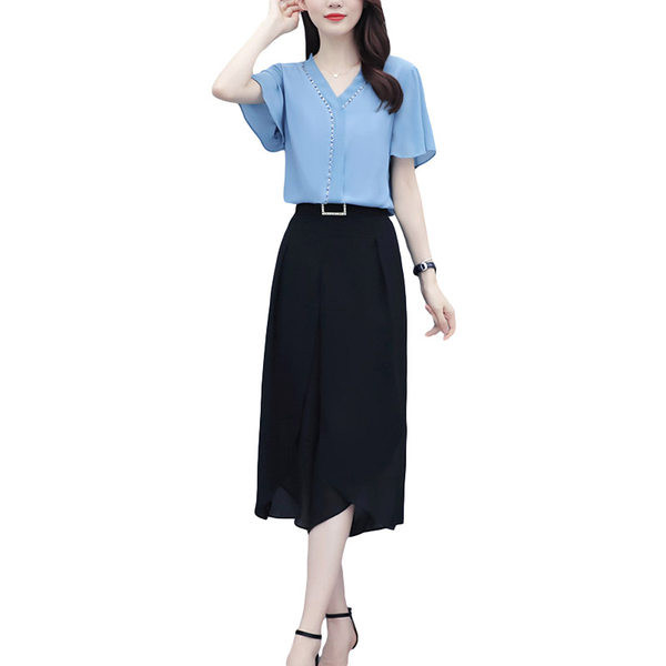 Praegune naiste komplekt - seelik ja särk